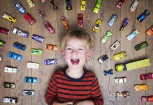 Coches eléctricos infantiles, historia del coche para niños